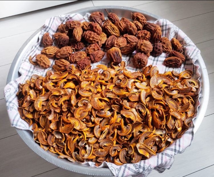 Trabzon Hurması Kurusu Ve Cipsi